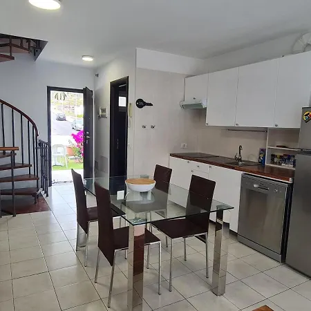 Ocean View Duplex In Callao Salvaje